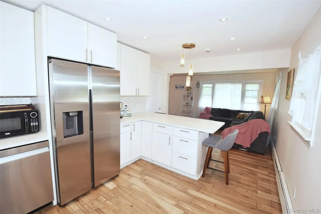 200 Cedar Lane Babylon NY 11702