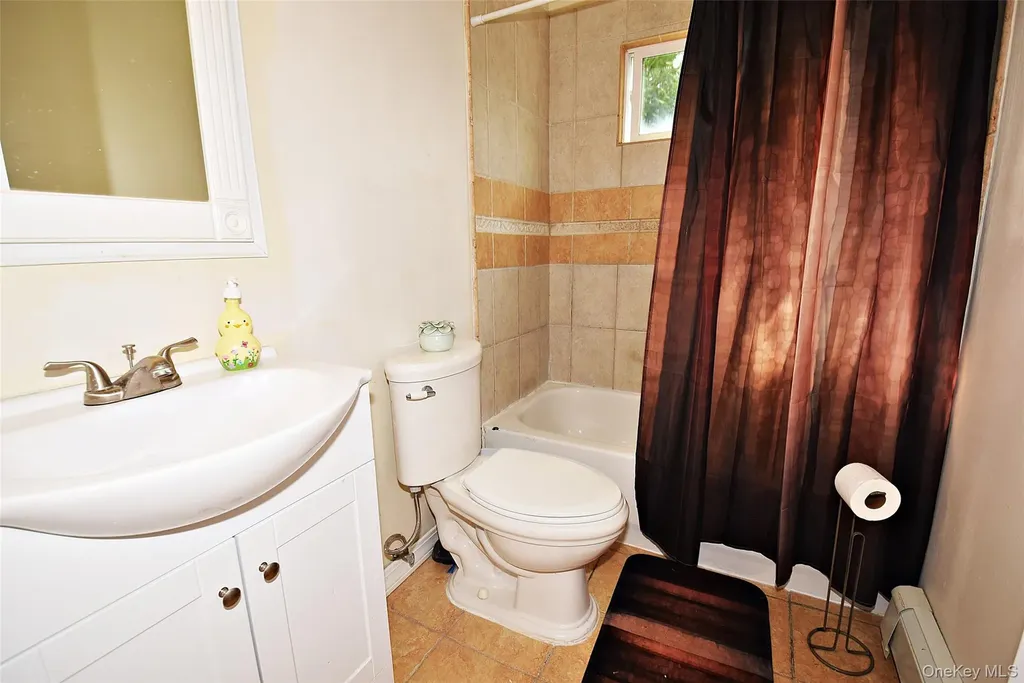 200 Cedar Lane Babylon NY 11702