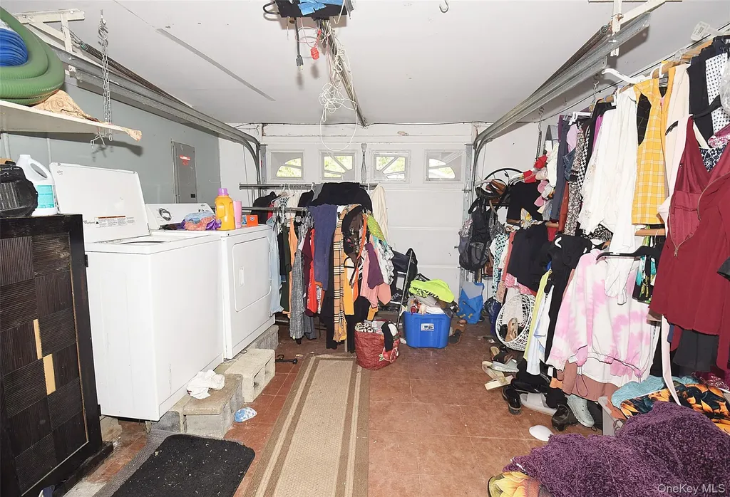 200 Cedar Lane Babylon NY 11702