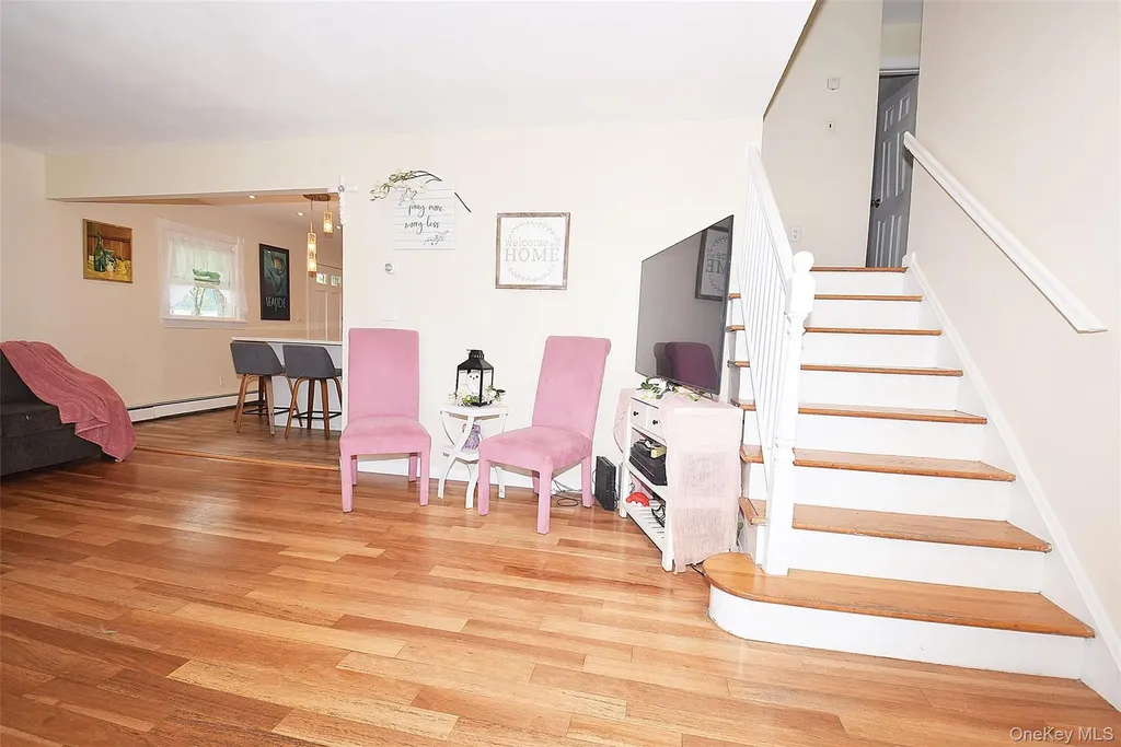 200 Cedar Lane Babylon NY 11702