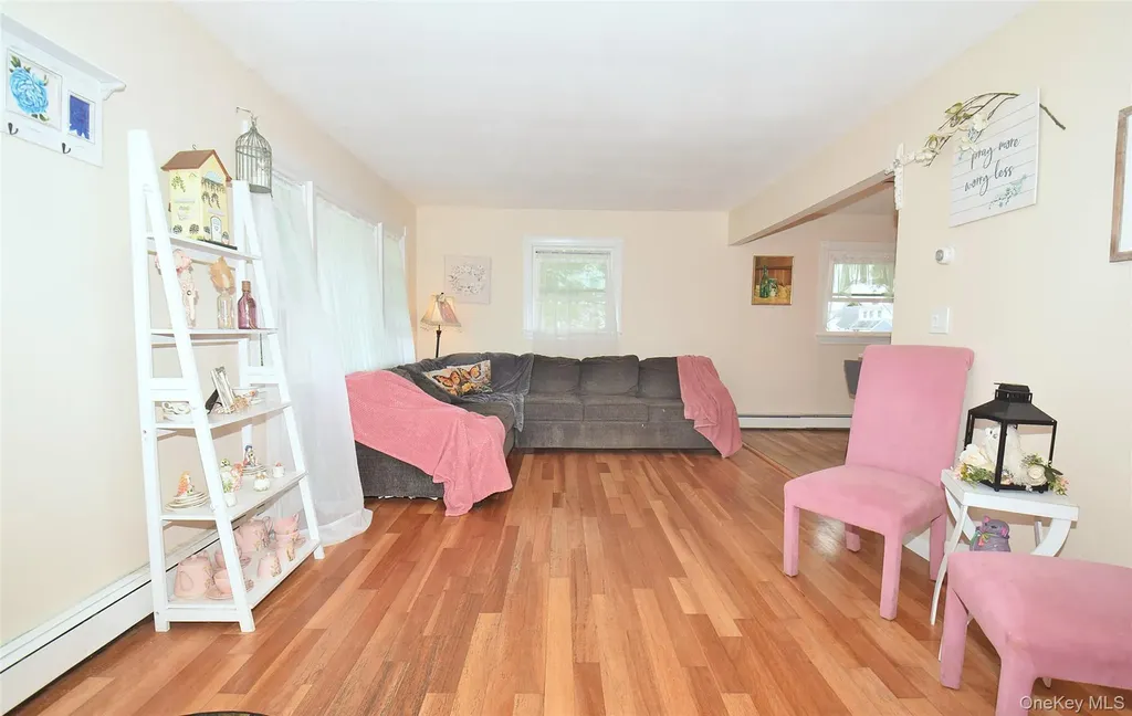 200 Cedar Lane Babylon NY 11702