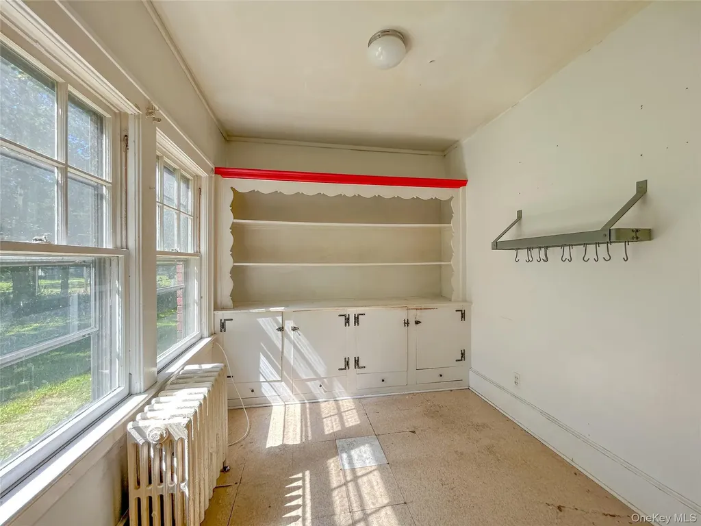 18 Beechwood Park Poughkeepsie NY 12601