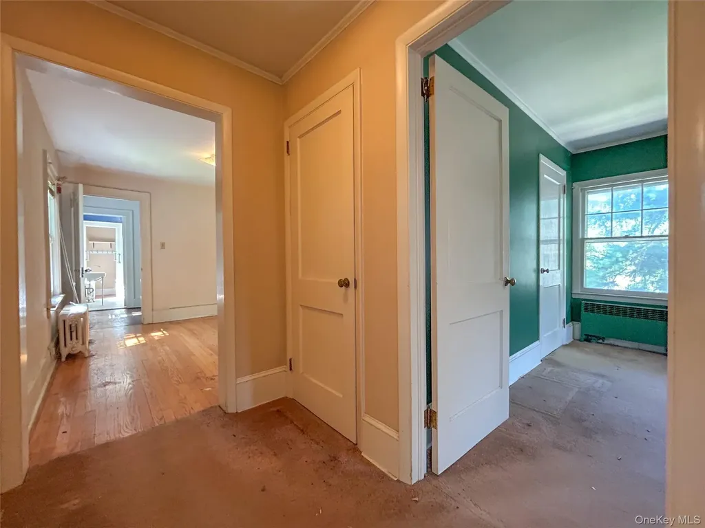 18 Beechwood Park Poughkeepsie NY 12601