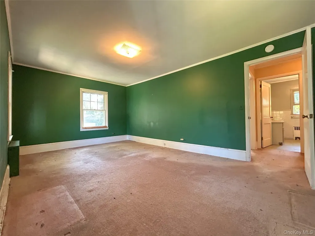 18 Beechwood Park Poughkeepsie NY 12601