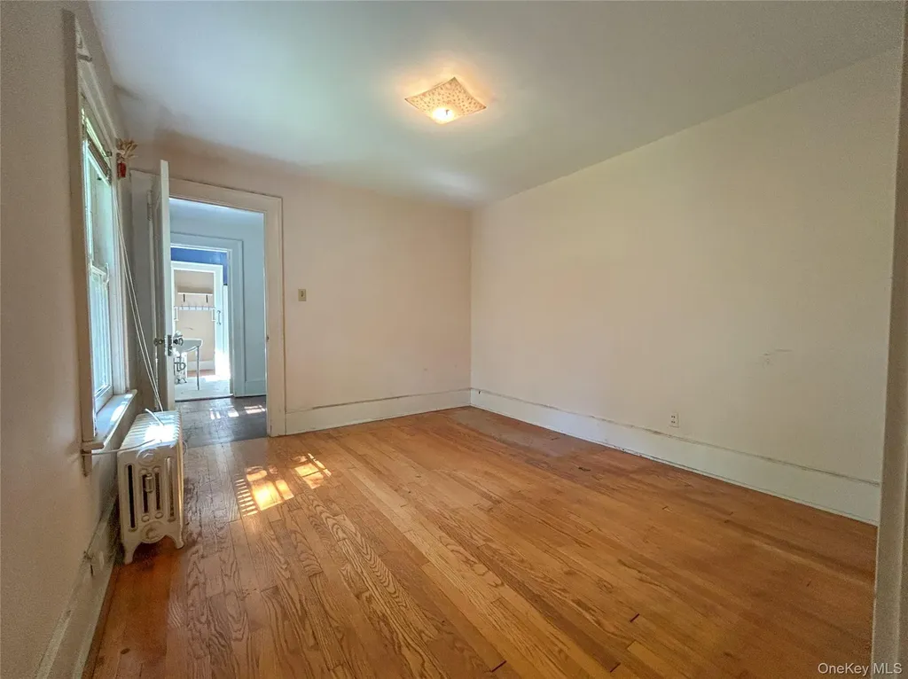 18 Beechwood Park Poughkeepsie NY 12601
