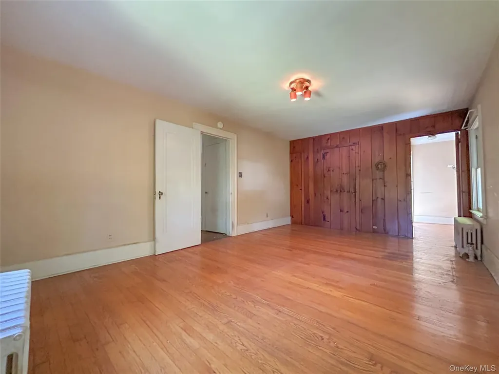 18 Beechwood Park Poughkeepsie NY 12601