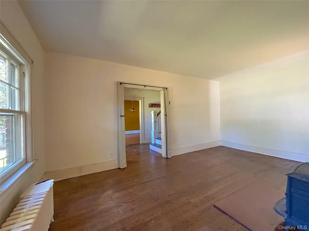 18 Beechwood Park Poughkeepsie NY 12601