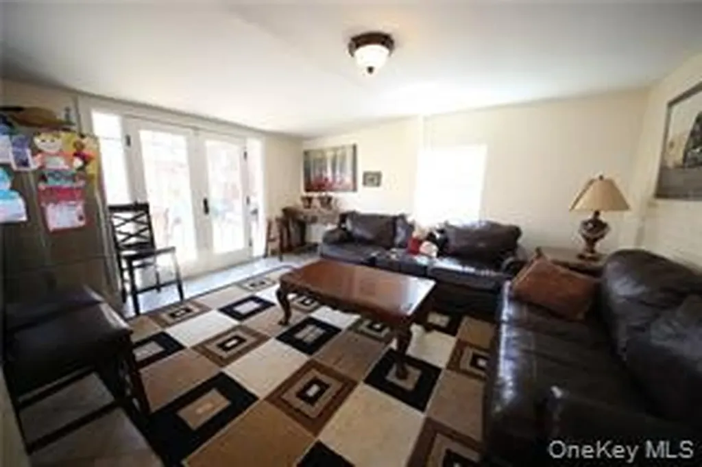 2032 Hobart Avenue Bronx NY 10461