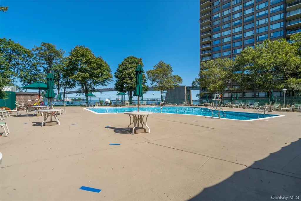 166-25 Powells Cove Boulevard Beechhurst NY 11357