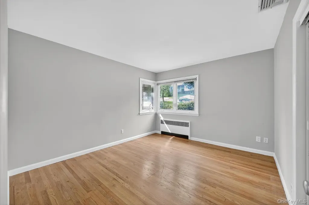 12 Griffith Lane Huntington NY 11743