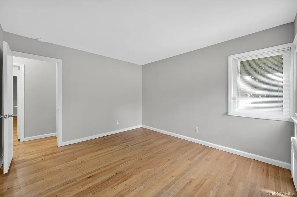 12 Griffith Lane Huntington NY 11743