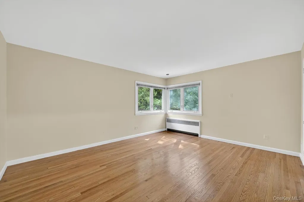 12 Griffith Lane Huntington NY 11743