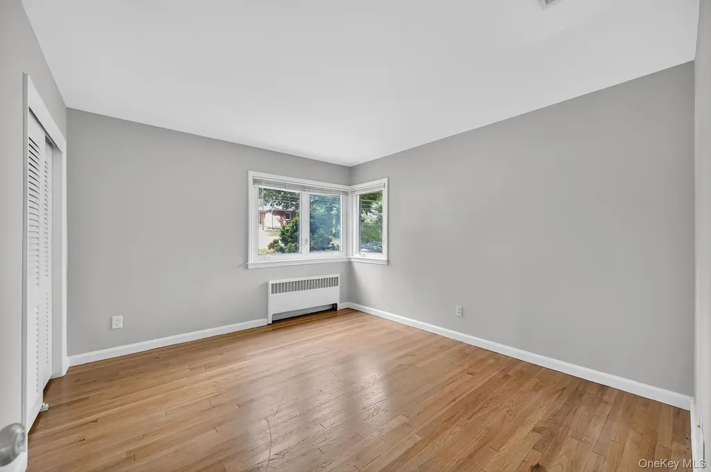12 Griffith Lane Huntington NY 11743