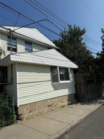 815 Walton Road Broad Channel NY 11693