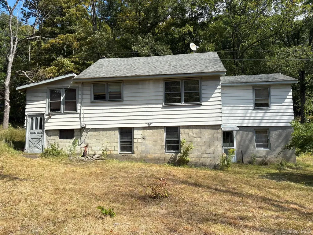 42 E Pond Lilly Road Ancram NY 12502