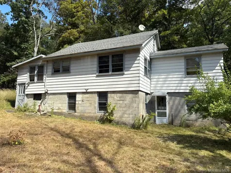 42 E Pond Lilly Road Ancram NY 12502