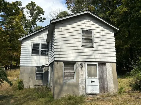 42 E Pond Lilly Road Ancram NY 12502
