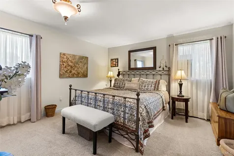 67 Hemlock Lane Bay Shore NY 11706