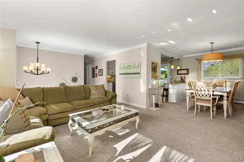 67 Hemlock Lane Bay Shore NY 11706