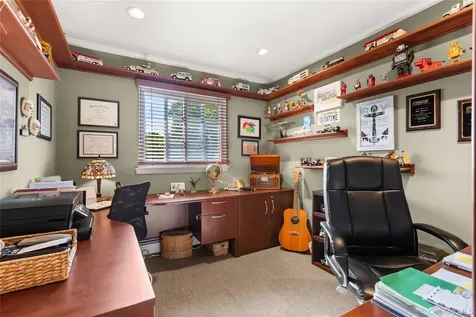 67 Hemlock Lane Bay Shore NY 11706