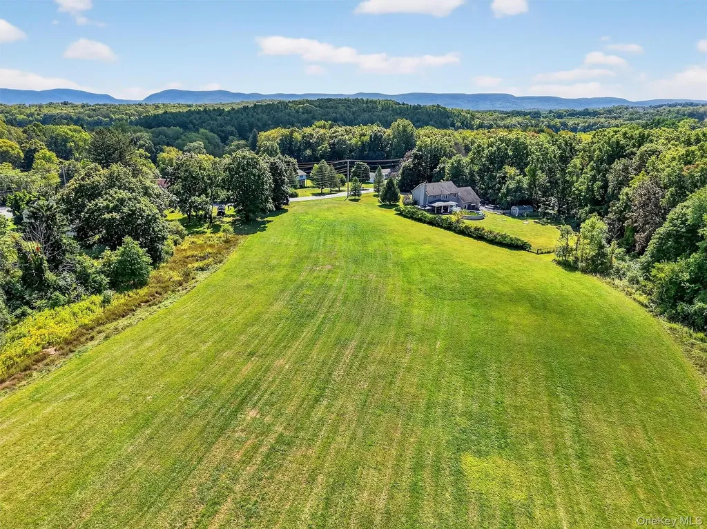 Mount Airy Road New Windsor NY 12553