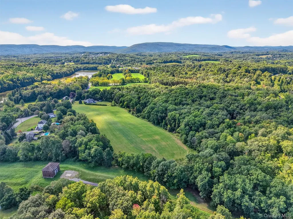 Mount Airy Road New Windsor NY 12553