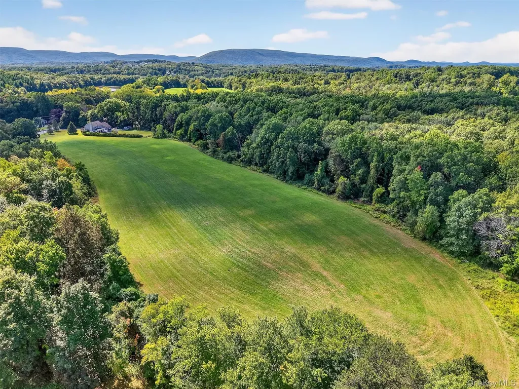 Mount Airy Road New Windsor NY 12553