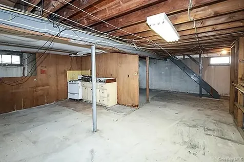 119 S 6th Street Bethpage NY 11714