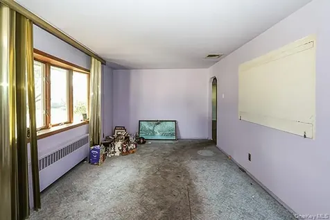 119 S 6th Street Bethpage NY 11714