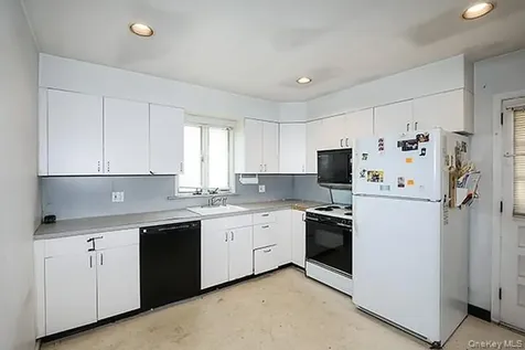 119 S 6th Street Bethpage NY 11714