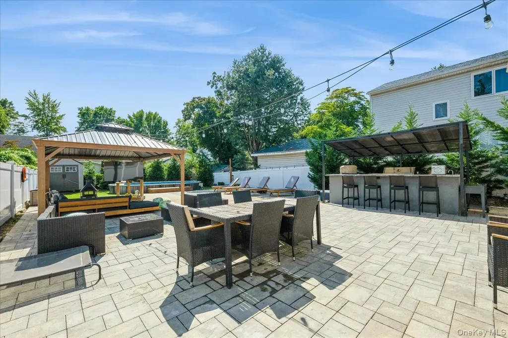 42 Stuart Avenue Malverne NY 11565