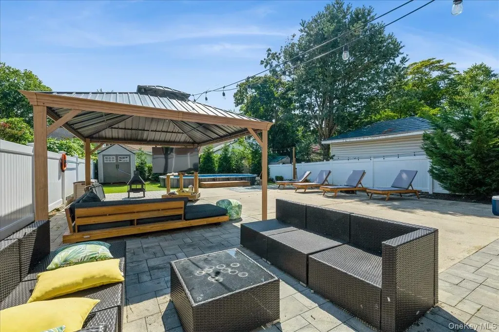 42 Stuart Avenue Malverne NY 11565