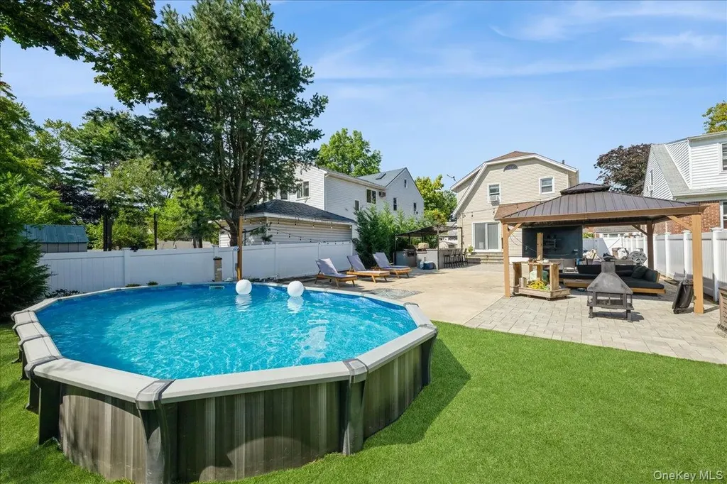 42 Stuart Avenue Malverne NY 11565