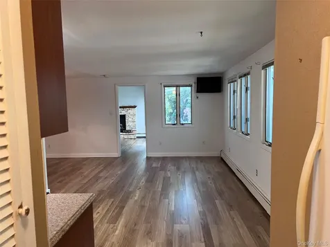 61 Baymens Sayville NY 11782