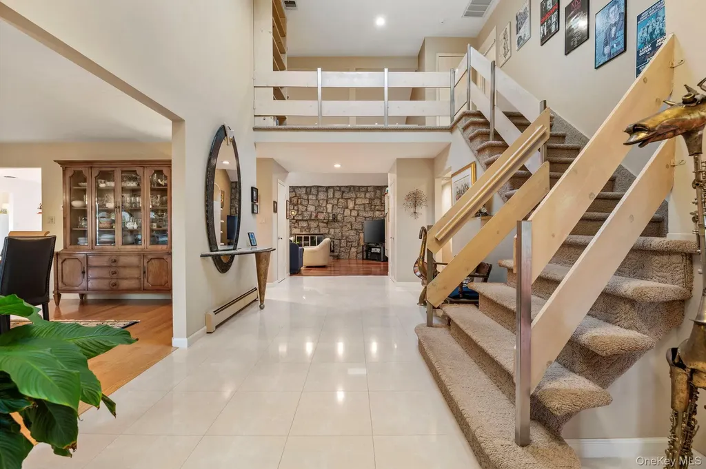 1 Castle Drive Woodbury NY 11797