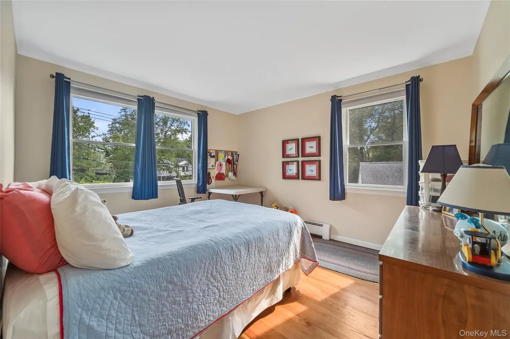 33 Sammis Lane White Plains NY 10605