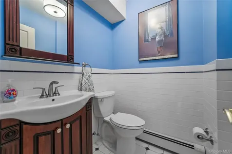 33 Sammis Lane White Plains NY 10605