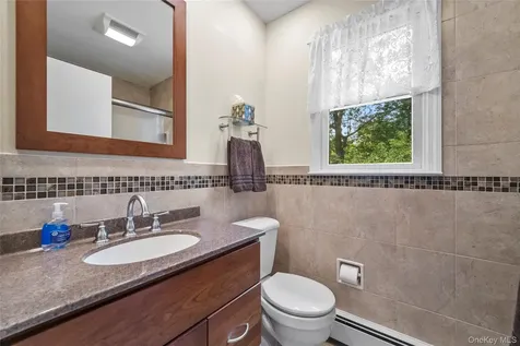 33 Sammis Lane White Plains NY 10605