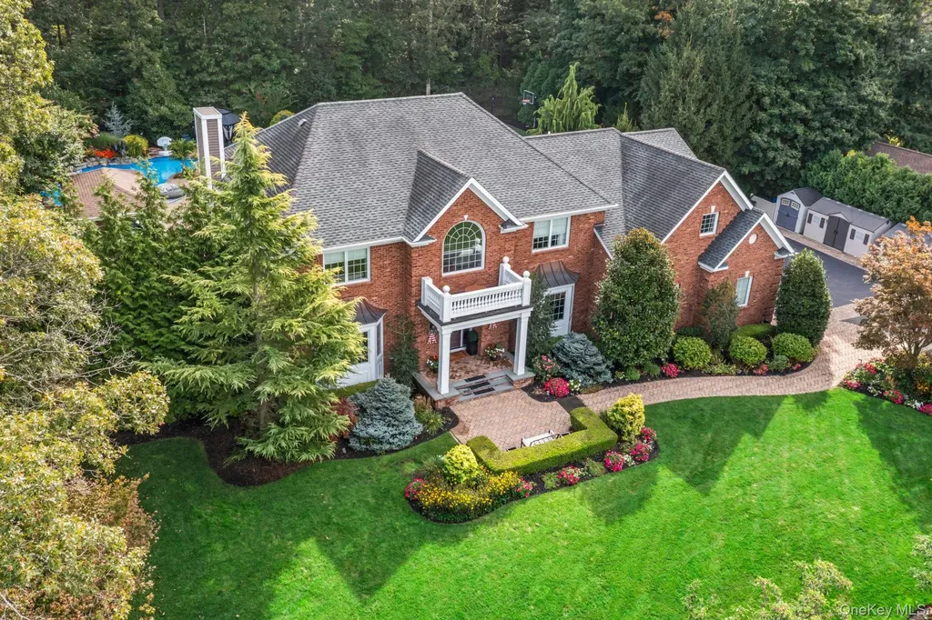 87 Mayfair Road Nesconset NY 11767
