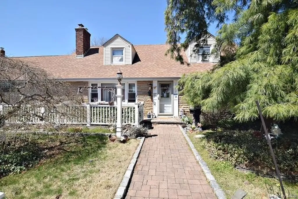 2900 Stevens Street Oceanside NY 11572