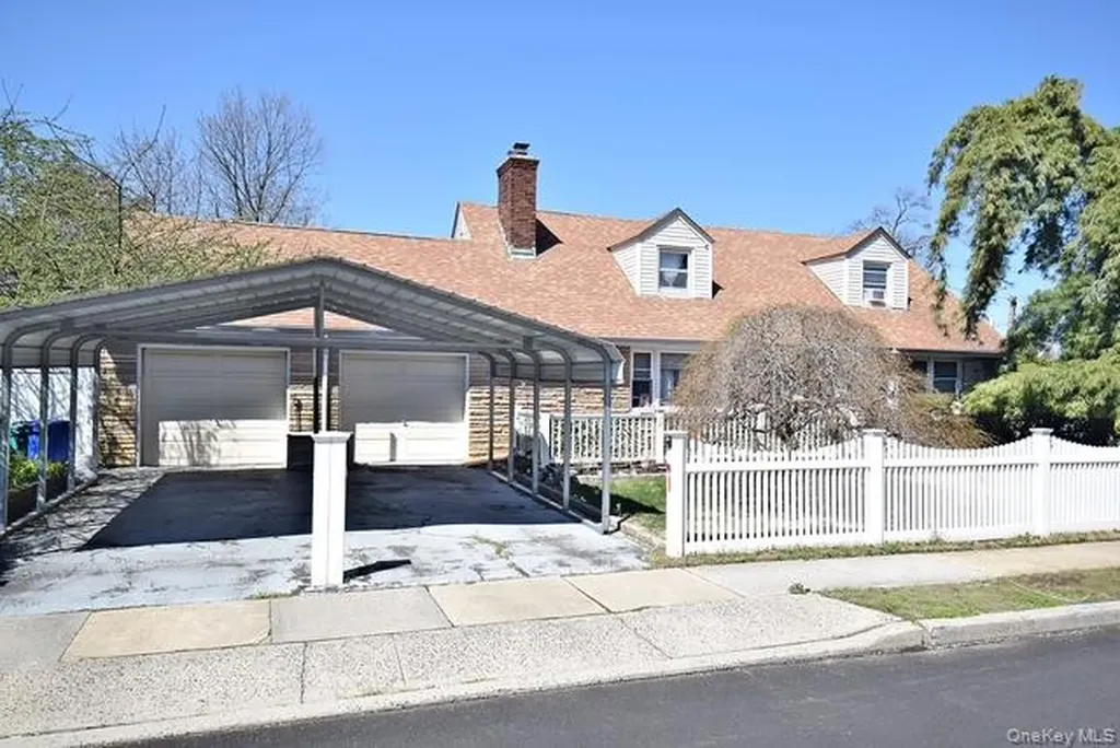 2900 Stevens Street Oceanside NY 11572