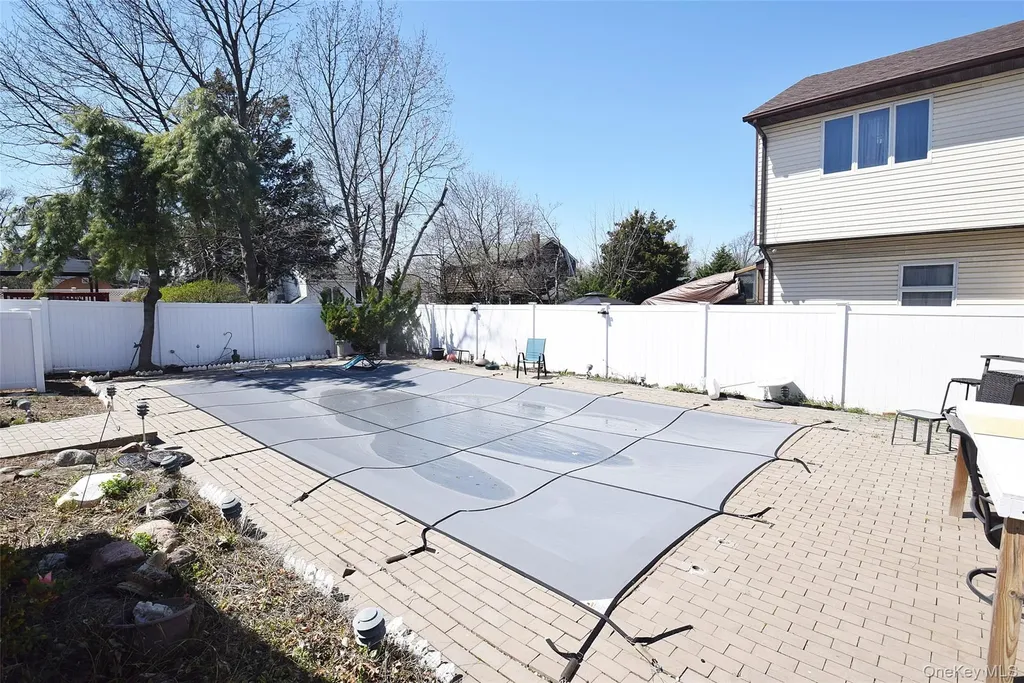2900 Stevens Street Oceanside NY 11572