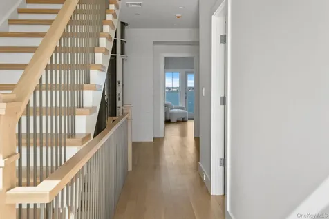 686 Dune Road Westhampton Dunes NY 11978