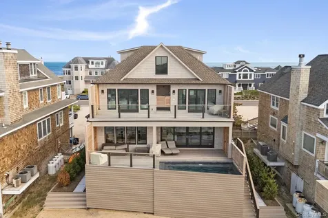 686 Dune Road Westhampton Dunes NY 11978