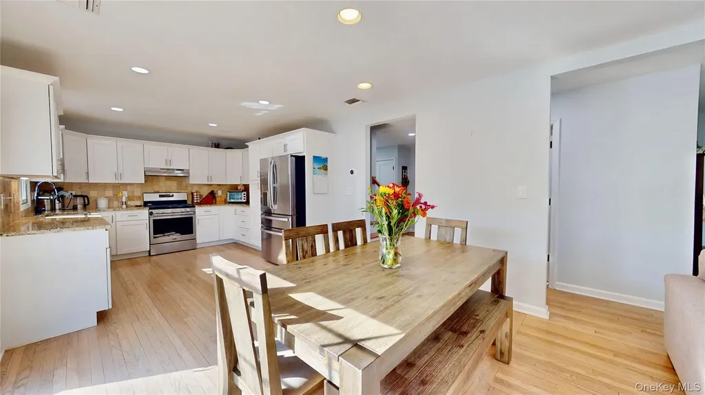 4 Sunrise Lane Pearl River NY 10965