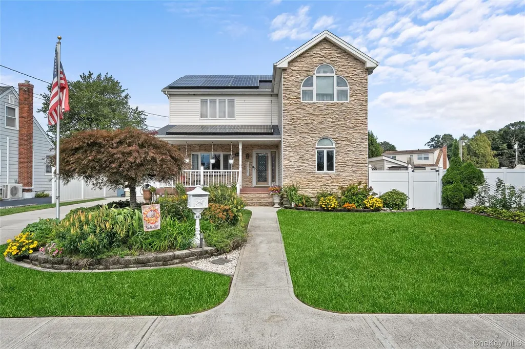 407 17th Street West Babylon NY 11704