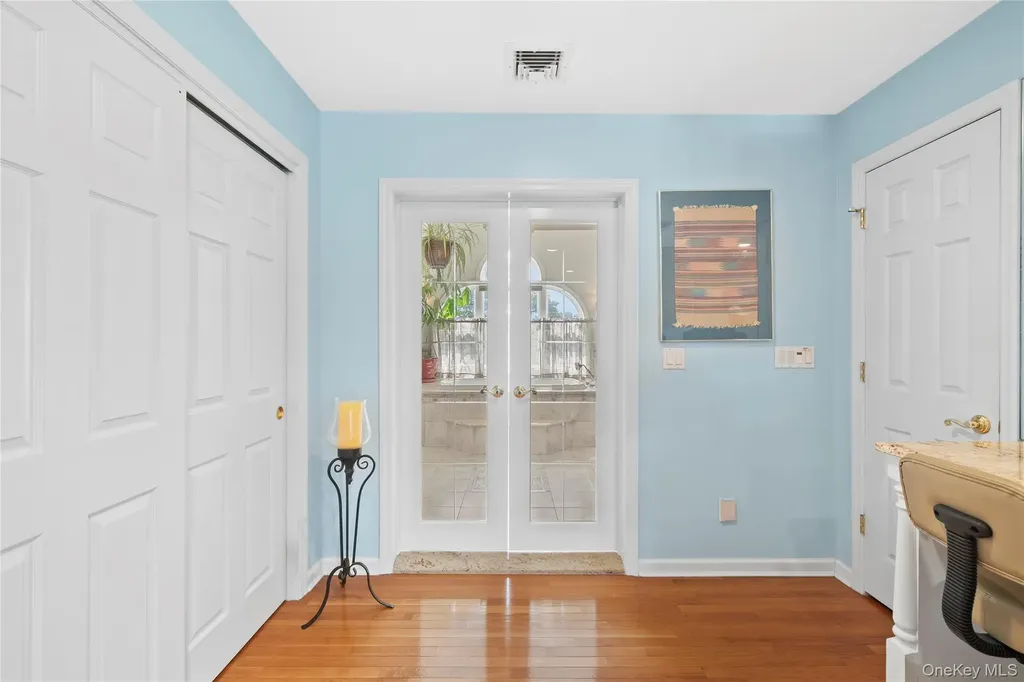 407 17th Street West Babylon NY 11704