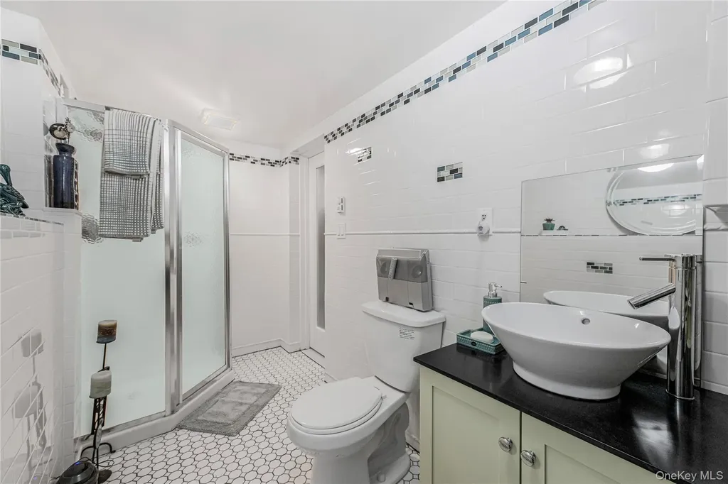 20 Kimball Terrace Yonkers NY 10704