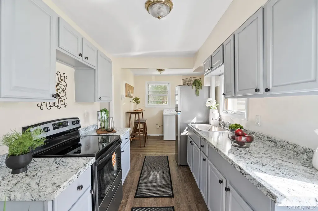 8 Coldenham Road Walden NY 12586