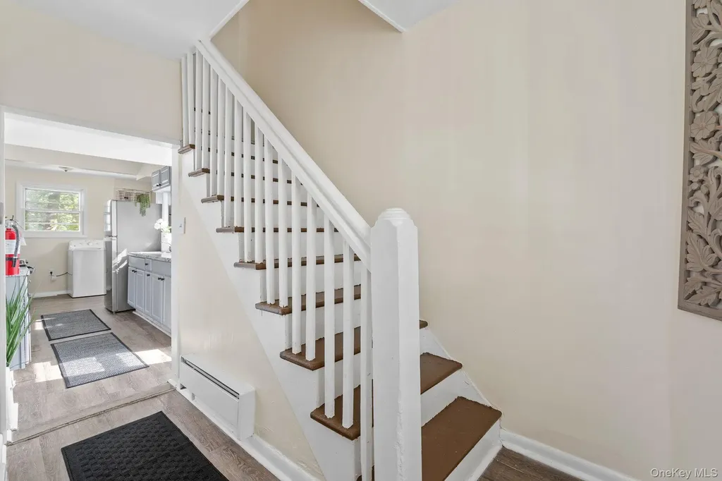 8 Coldenham Road Walden NY 12586